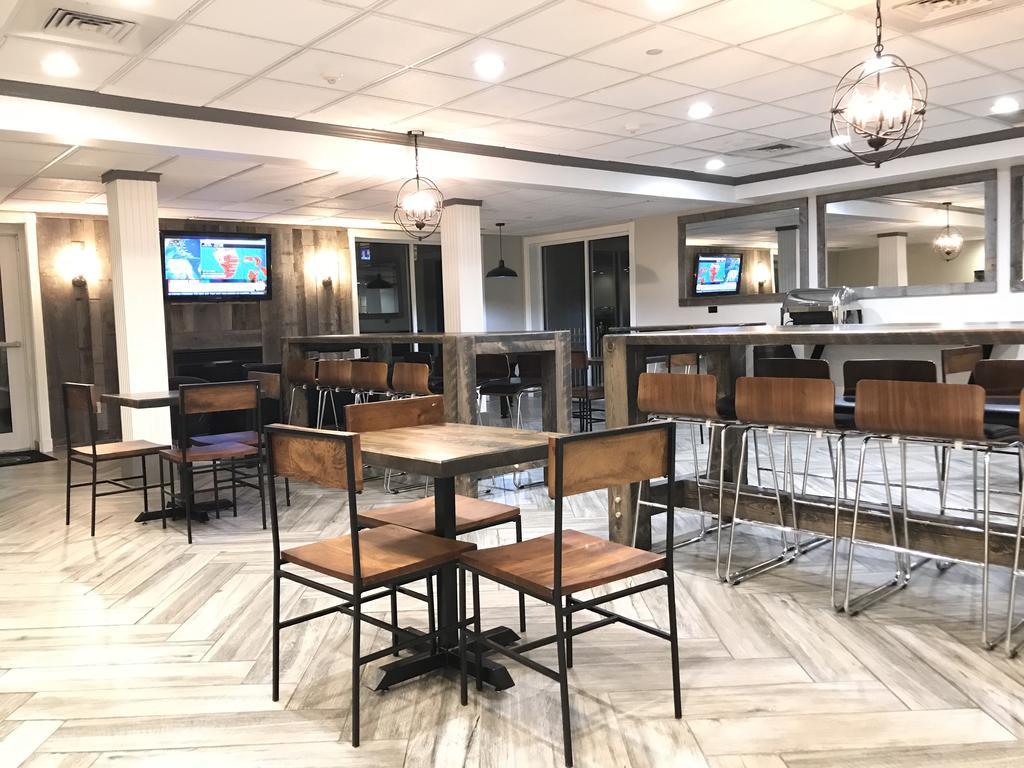 Cresthill Suites Suny University Олбани Экстерьер фото